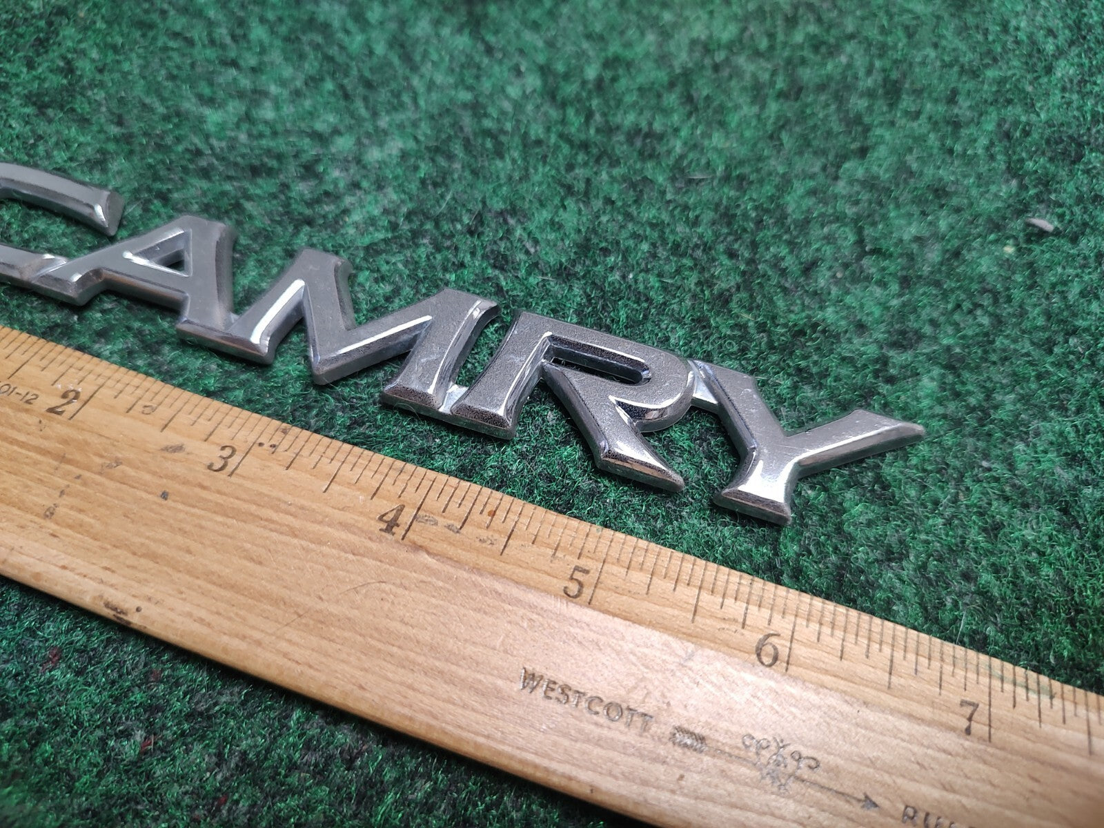 Toyota OEM Camry Rear Trunk Emblem Badge Logo Nameplate Name Plate 1S1