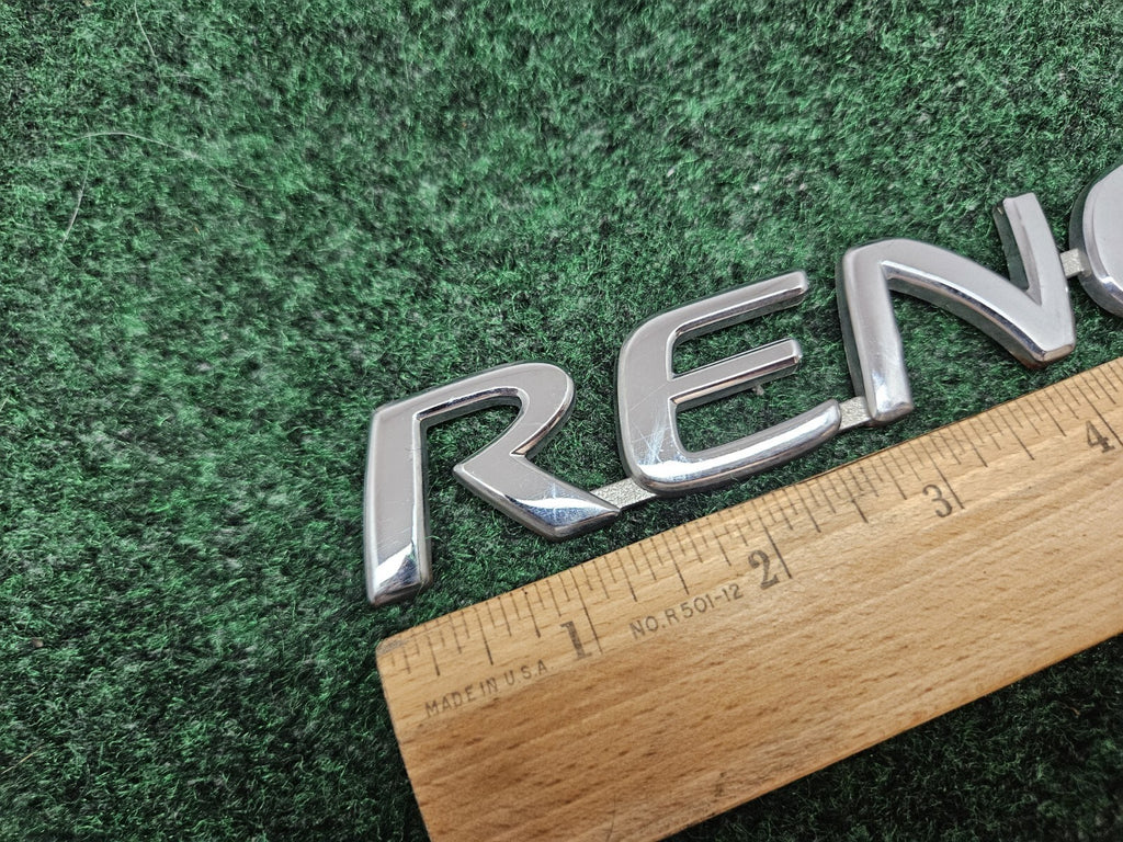 05 06 07 08 SUZUKI RENO REAR GATE LID CHROME EMBLEM LOGO BADGE SYMBOL OEM GL3