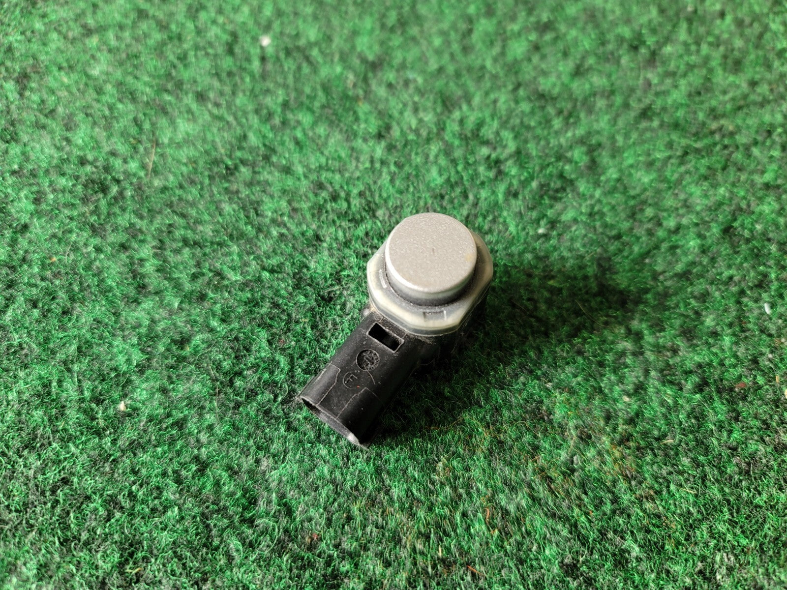2013-2016 Ford Fusion Parking PDC Assist Sensor DA5T-15K859-AAW OEM 9L9