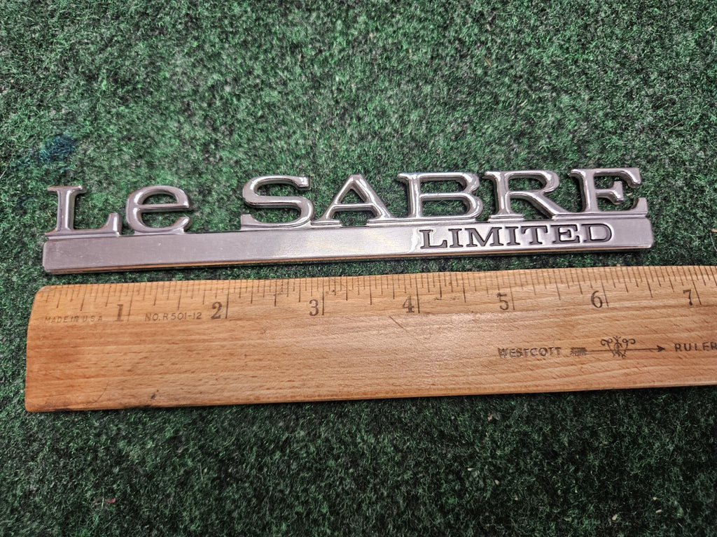 97 98 99 BUICK LESABRE LIMITED REAR LID SIDE EMBLEM LOGO BADGE SYMBOL OEM 5M2