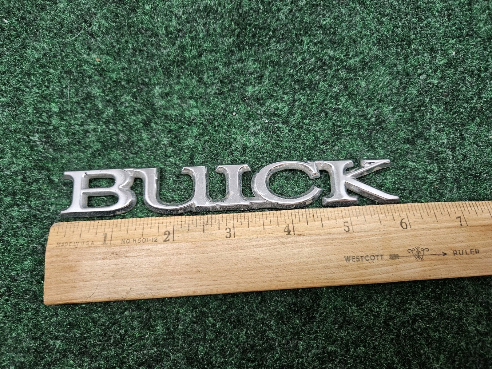 BUICK SIDE EMBLEM LOGO BADGE SYMBOL NAME PLATE BADGE CHROME GL2