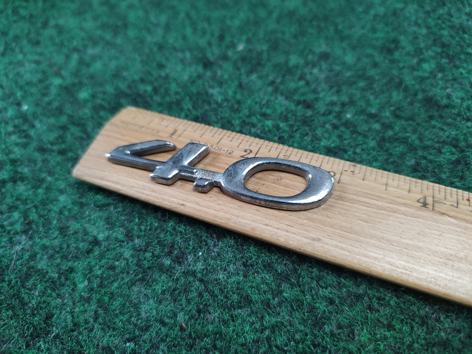 2001 - 2002 Oldsmobile Aurora "4.0" Trunk Nameplate Emblem BADGE LOGO OEM 8L2