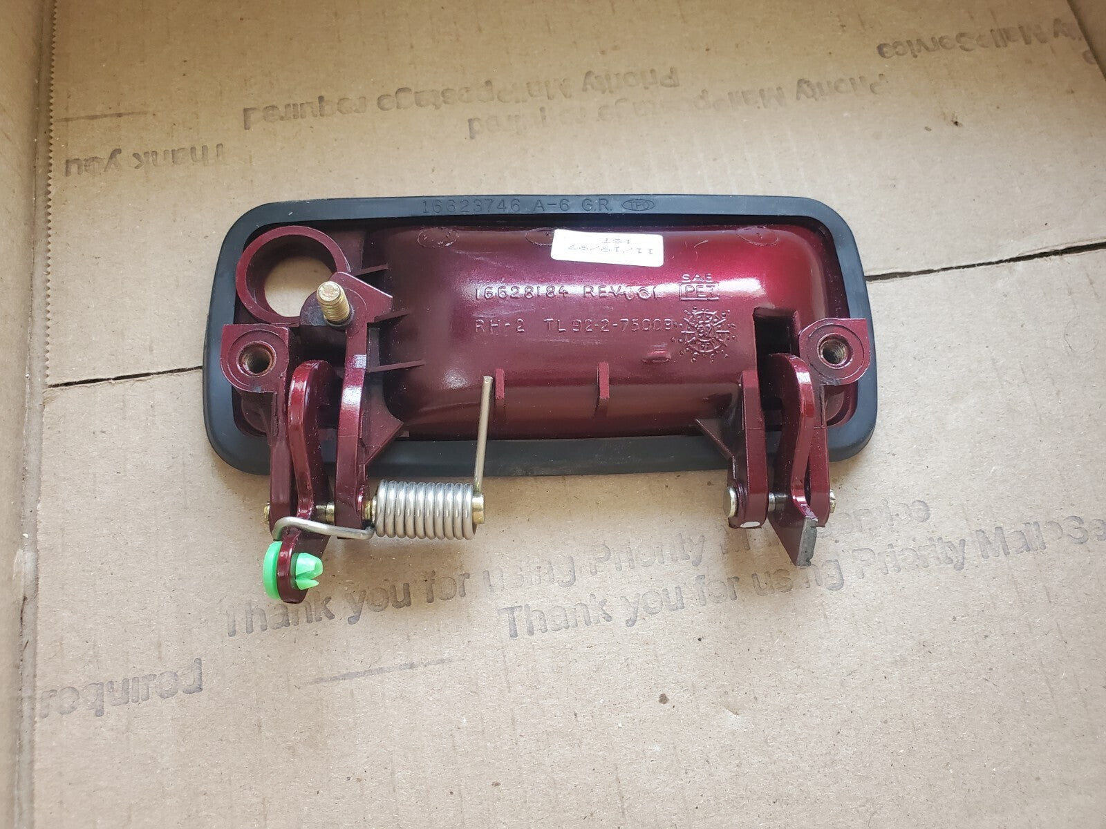 GM 92-98 Right Passenger Exterior Door Handle Red Garnet 16628184