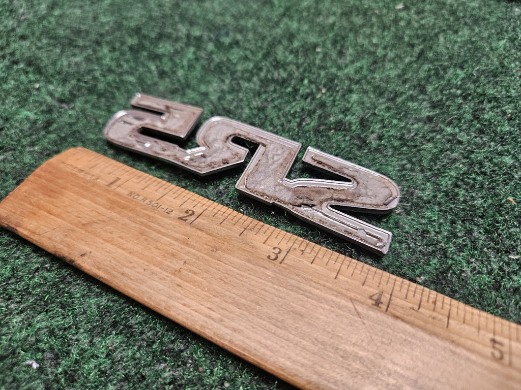 Toyota OEM SR5 Chrome 3 7/8" Emblem Badge Logo Nameplate Name Plate Insignia 5M3