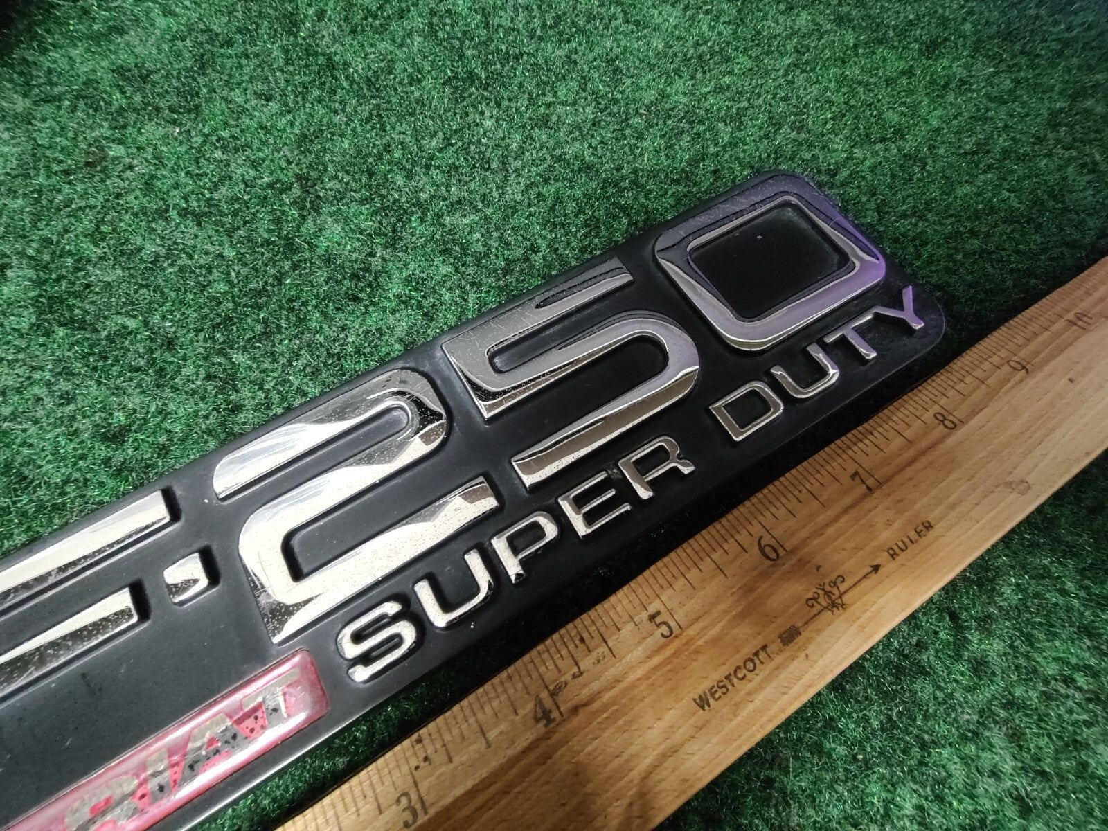OEM 1999-2003 Ford F-250 LARIAT SUPER DUTY Fender Name Plate Emblem Badge 3M1