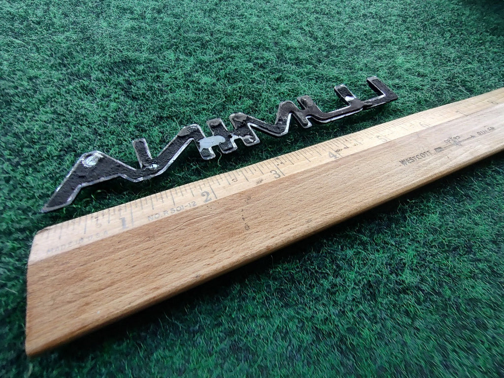 95 96 97 98 99 00 01 CHEVROLET LUMINA REAR EMBLEM BADGE SYMBOL OEM 5S2