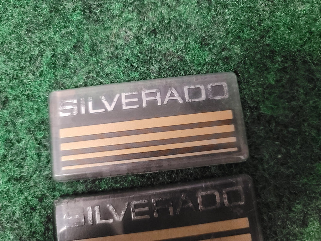 (2) 1990s SILVERADO Plastic Roof Panel Emblem OEM NAME PLATE 5S8
