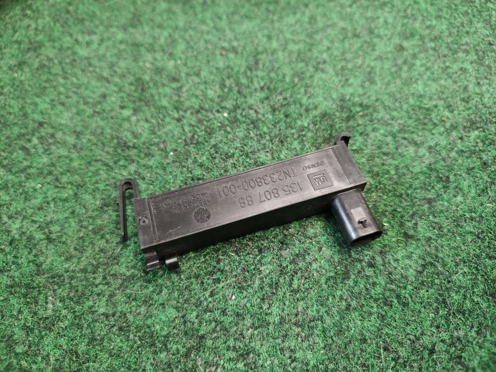 Chevrolet Buick Cadillac Keyless Entry Antenna 13580788 OEM 1S4