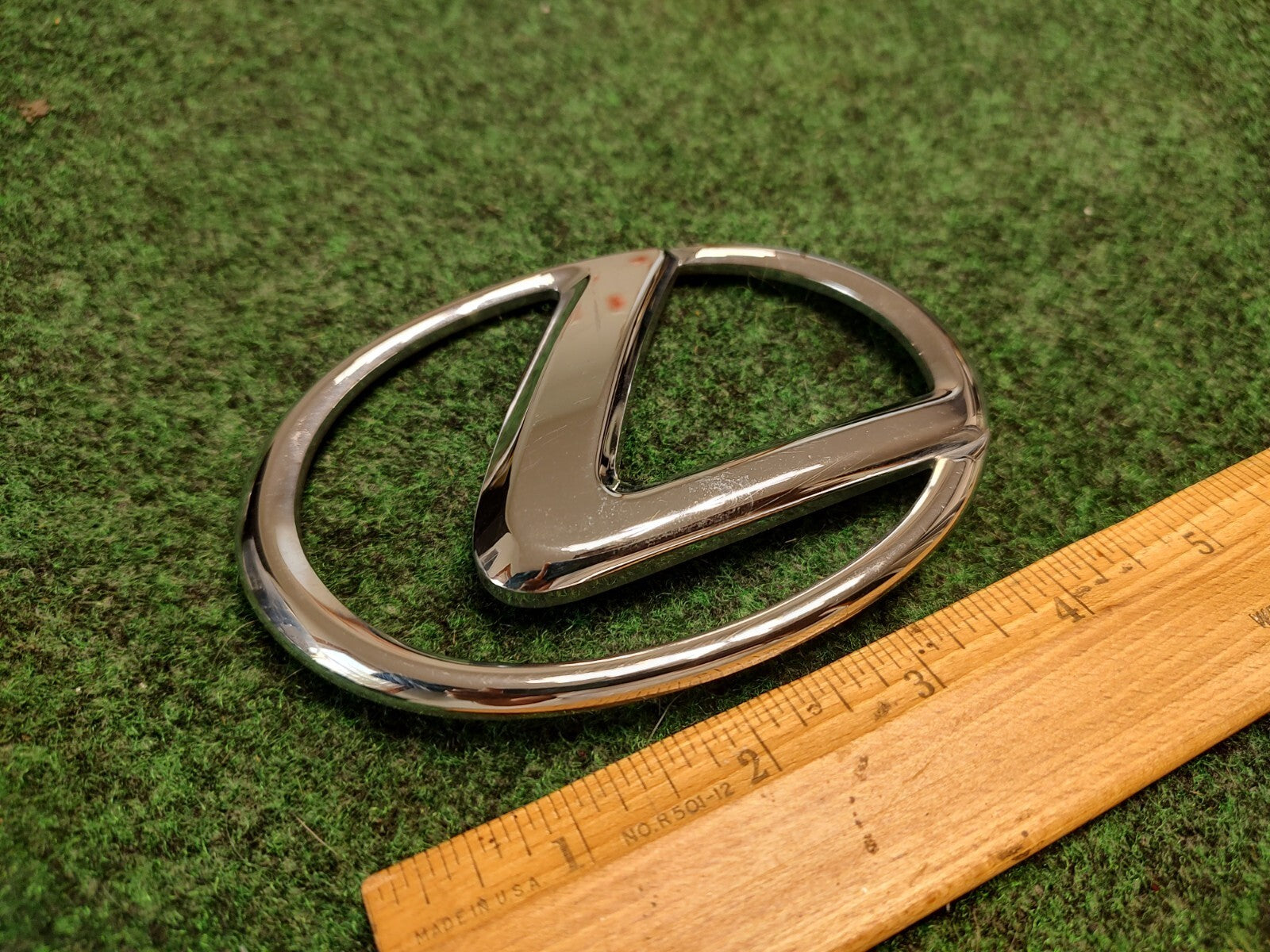 Lexus Rear Emblem Chrome Logo Badge Trunk Lid IS250 IS350 ES350 GS350 RX350 2S3