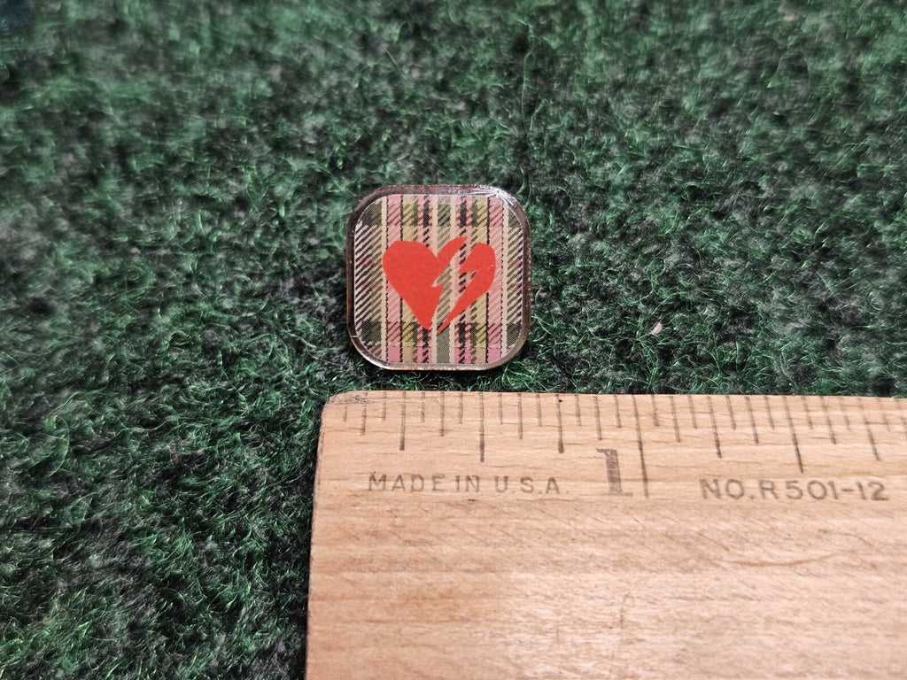 Plaid Broken Heart Valentine Red Pink Silver Tone Metal Lapel Pin Pinback