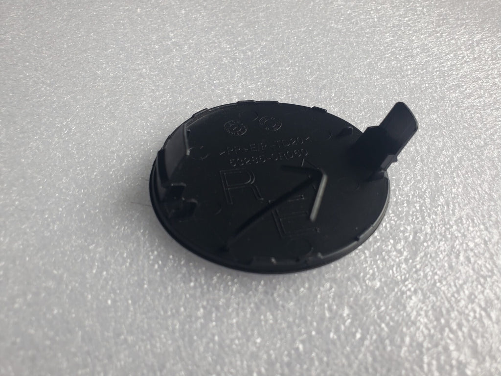 2013 2014 2015 Toyota RAV4 Front Bumper Tow Hook Cover Eye Cap Right 1L3