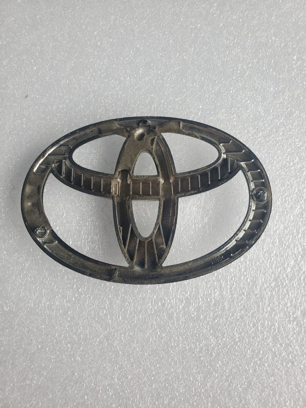 2007 2008 2009 Toyota Camry Trunk Deck Lid Emblem Badge 75432-00000 OEM 1L4