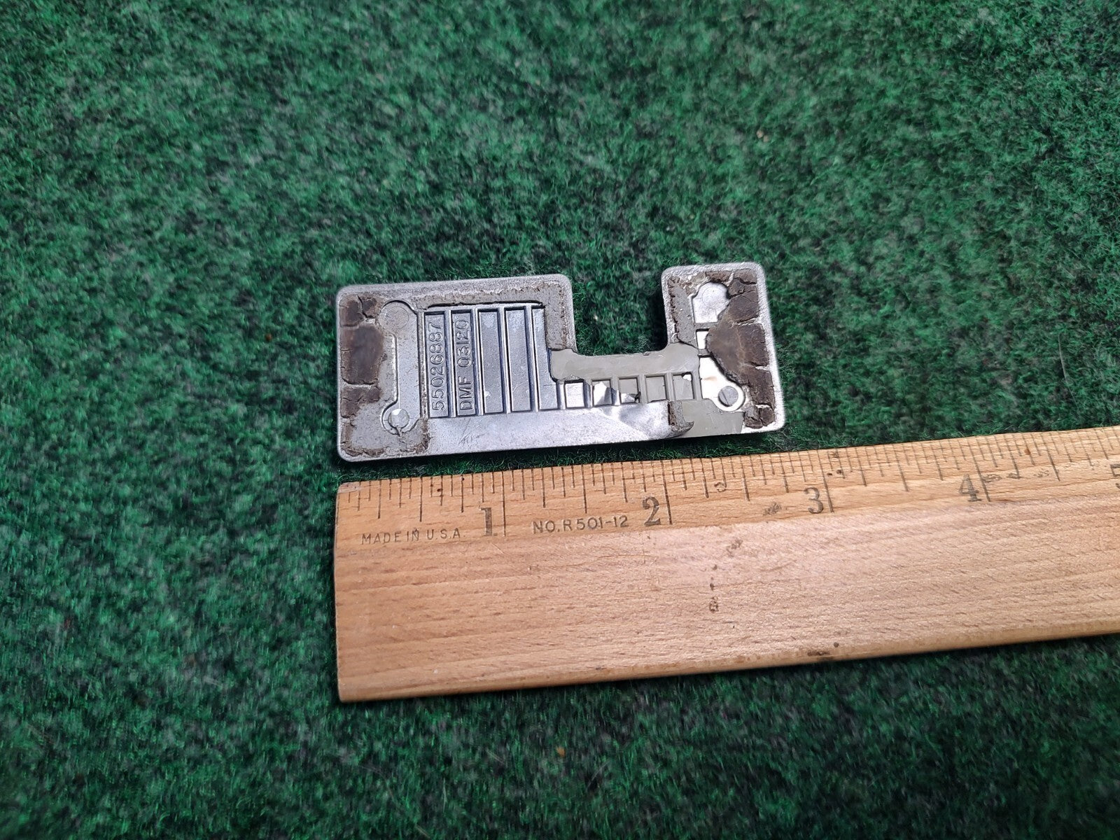 1987-1996 Dodge Dakota LE Cab Corner Emblem Name Plate Badge  55026887 4S9