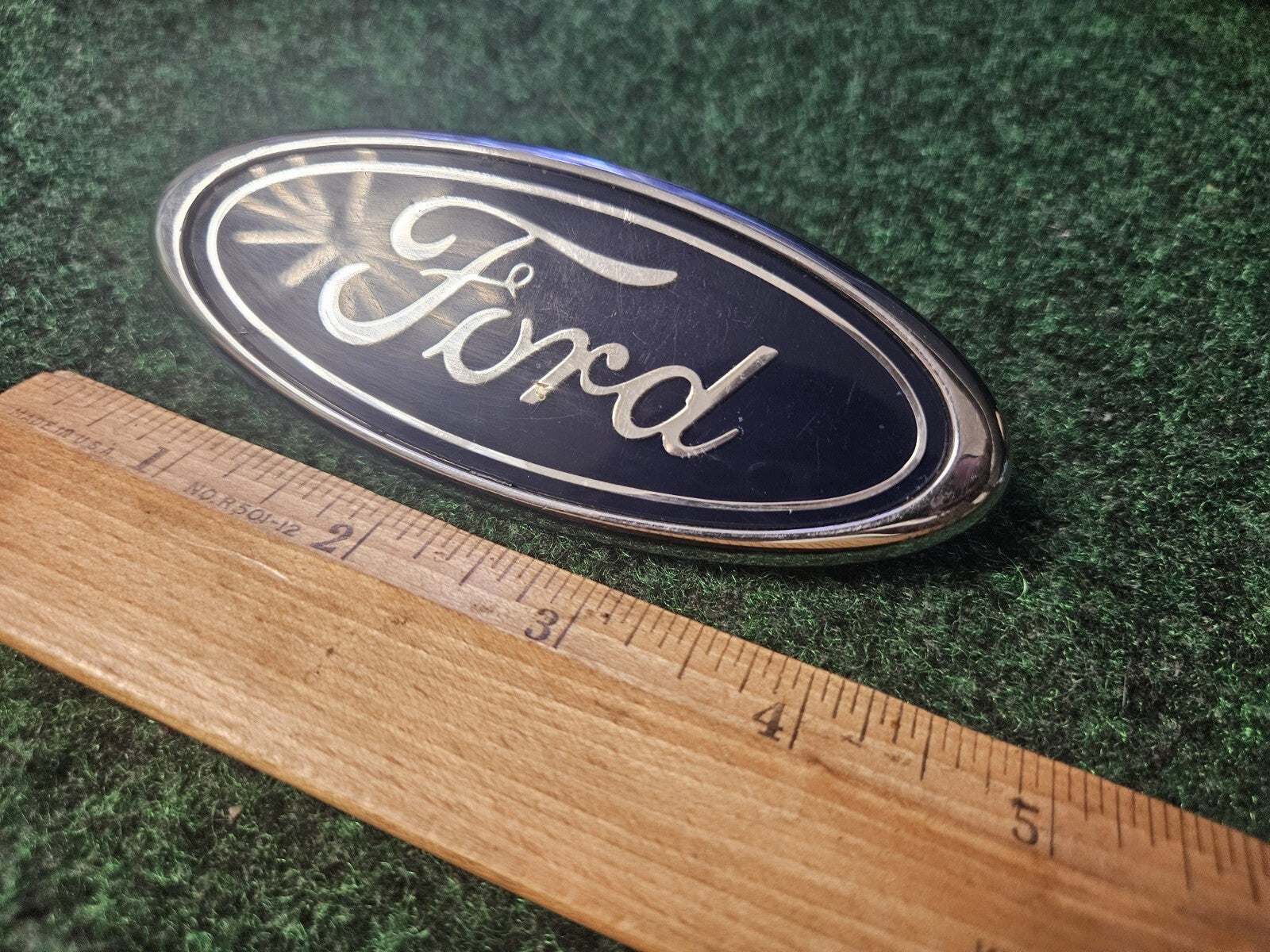 1999 2000 2001 Ford Explorer Rear Emblem Badge Logo Name #F87B-9843156-AA 4M8