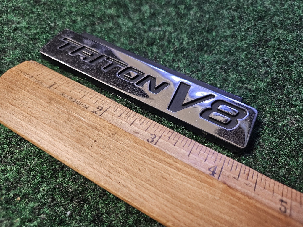 97 98 99 00 01 02 03 04 FORD F-150 TRITON V8 SIDE EMBLEM BADGE LOGO USED OEM 6L4