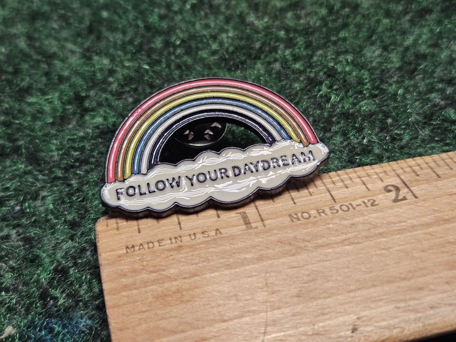 Follow Your Daydream Lapel Pin/ Brooch New