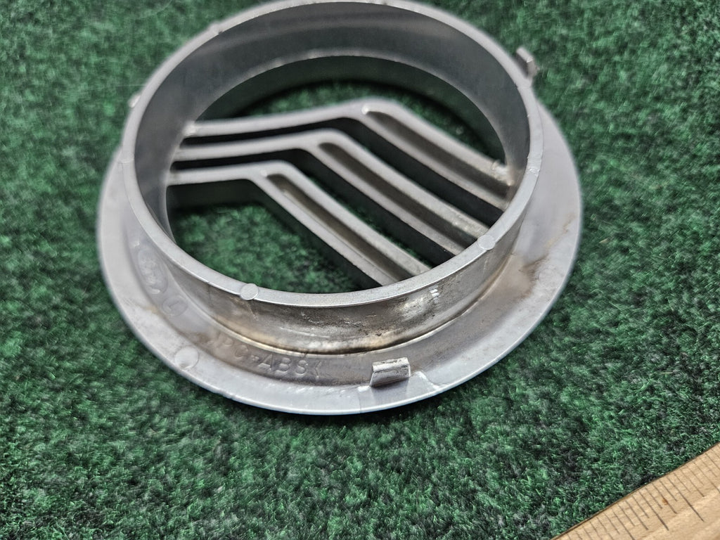 2002-05 Mercury Mountaineer Front Grille Emblem OEM Motorcraft 3l24-8B262-AA GL2