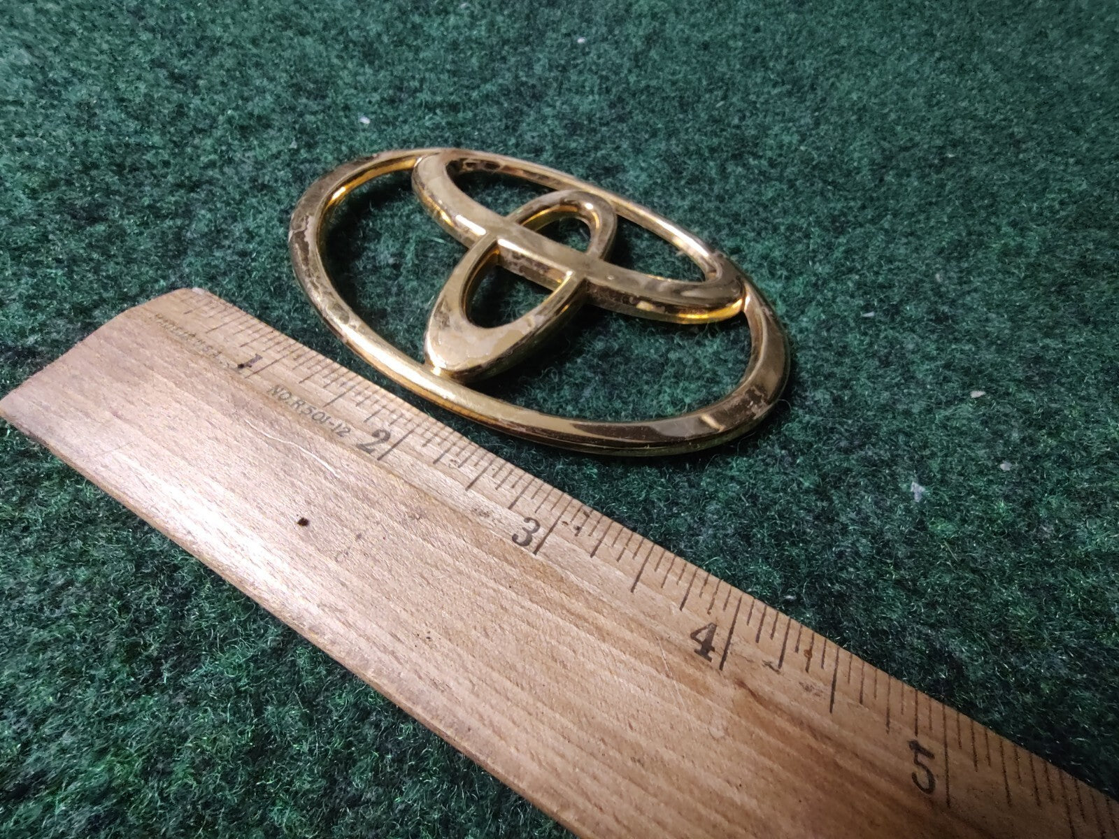Toyota Chrome Emblem Logo Symbol Name Plate Gold See Measurements 4" 1S2