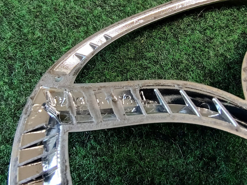 06 07 08 09 10 MAZDA 5 REAR GATE CENTER EMBLEM LOGO BADGE SIGN 2M9