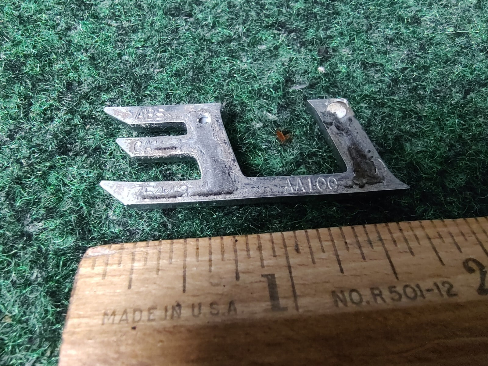 Genuine Toyota Camry "LE" Emblem USED 2002-2006  Rear 75443-AA100 5S4