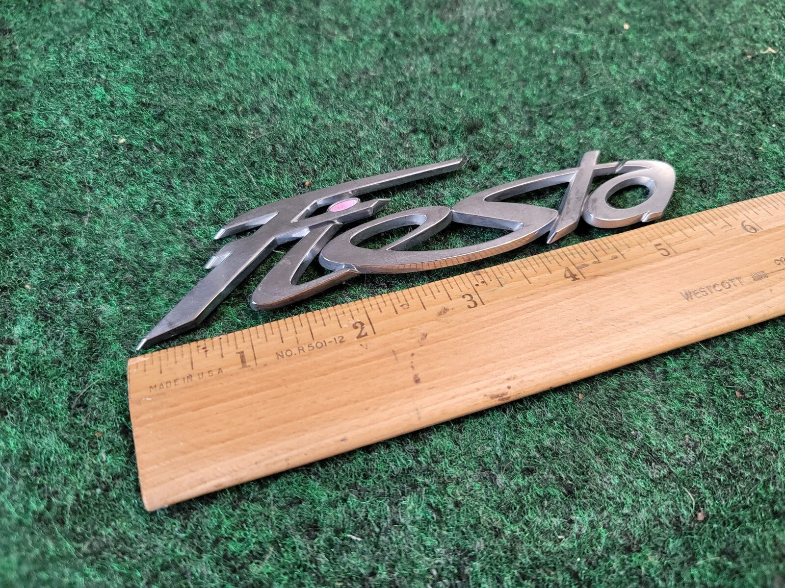 11 12 13 14 15 16 17 FORD FIESTA REAR LID CHROME EMBLEM LOGO BADGE USED OEM 1M2