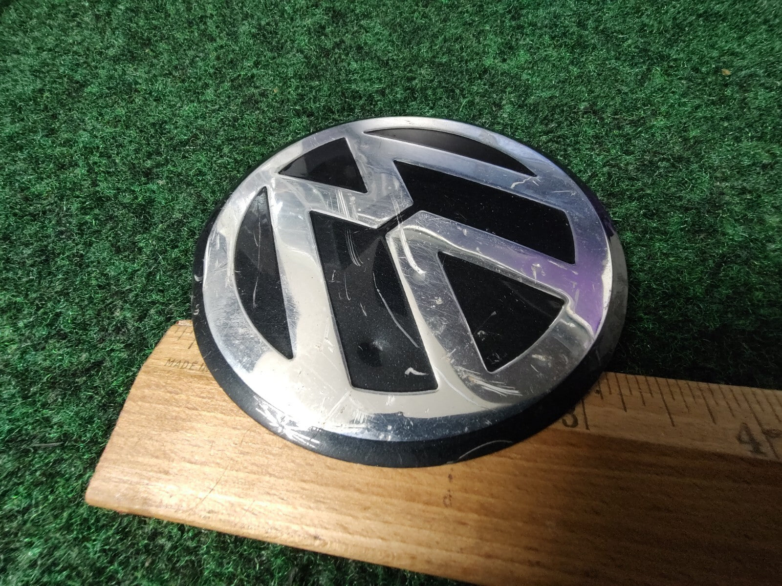 VOLKSWAGEN TIN LIKE EMBLEM NAME PLATE BADG LOGO NAMEPLATE 6S6