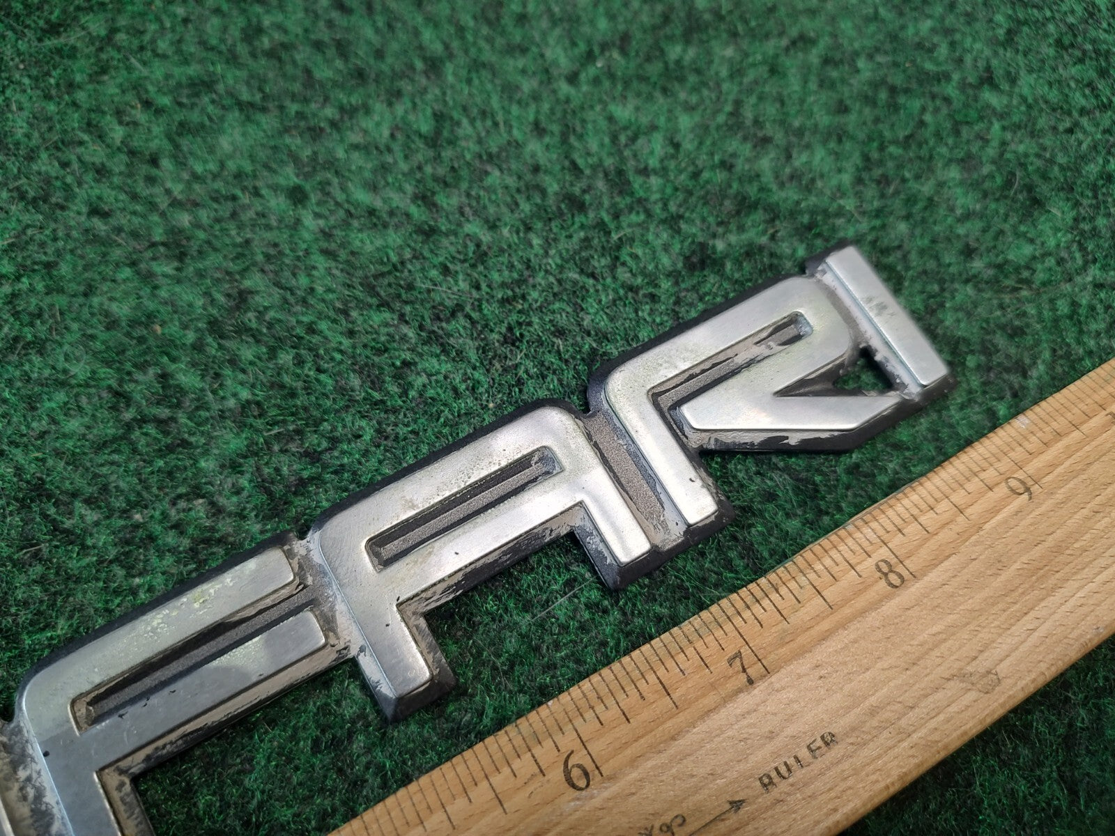 GMC 1995-2005 Safari Rear Door Emblem Badge Logo Nameplate Name 15690681 1S7