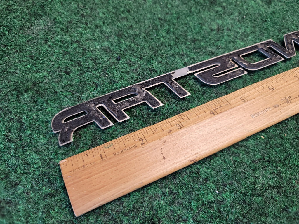 99 00 01 02 03 FORD WINDSTAR REAR CHROME EMBLEM LOGO BADGE SYMBOL USED OEM 1M6