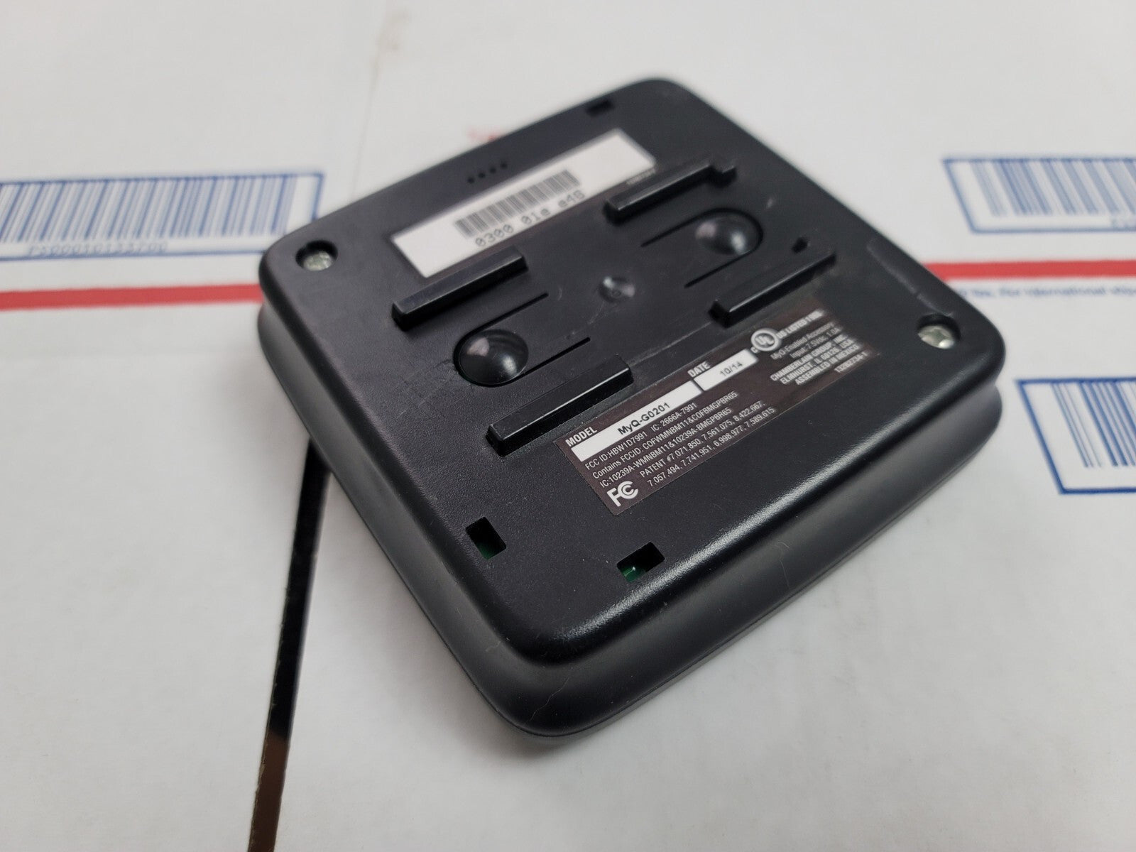 Chamberlain MyQ Garage Door Controller Hub 8L6