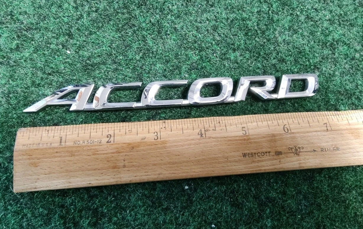 HONDA ACCORD REAR GATE EMBLEM BADGE SYMBOL NAMEPLATE NAME PLATE OEM 8L4