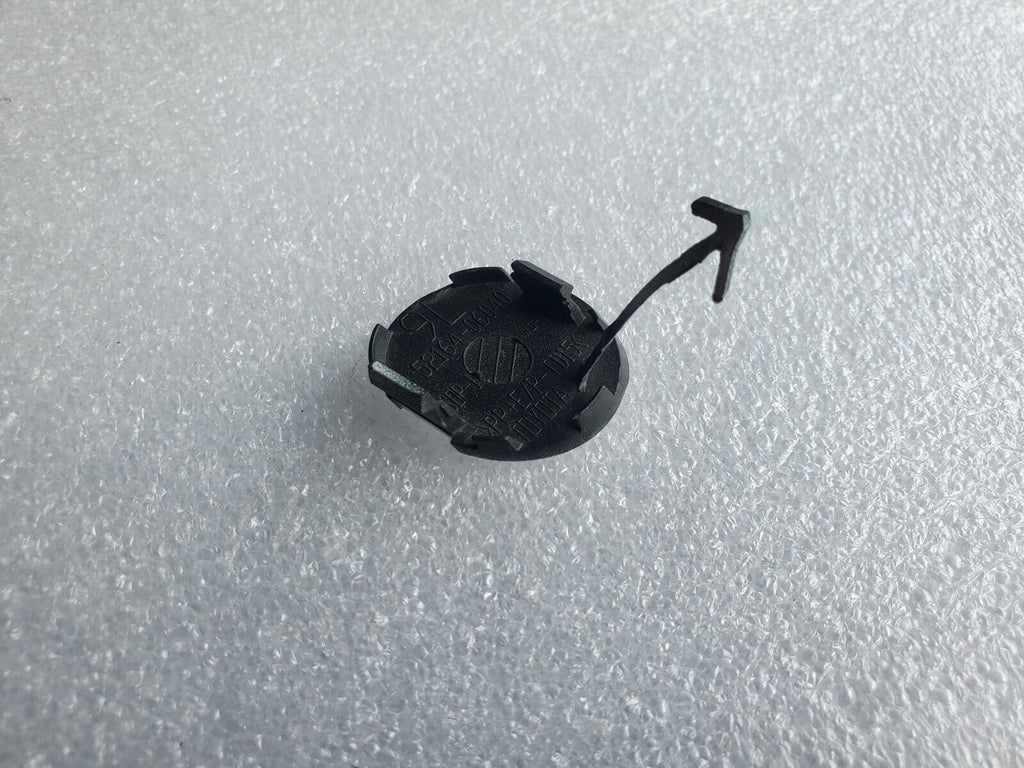 2012 2013 2014 TOYOTA CAMRY TOW HOOK CAP COVER Left OEM 52164-06040 WHITE 1L7