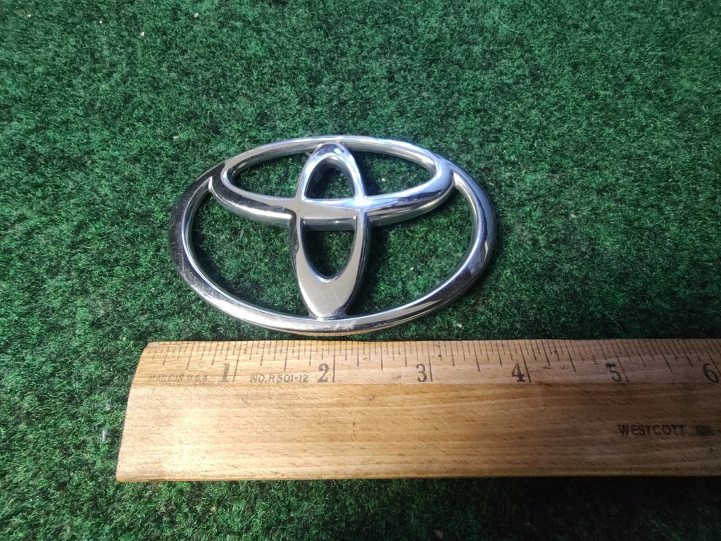 Toyota Chrome Emblem Logo Symbol Unknown Model ~4" 7S3