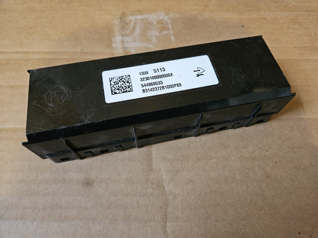 2015-2017 Buick Regal Temp Temperature Climate Control Module OEM 13595113 EL4