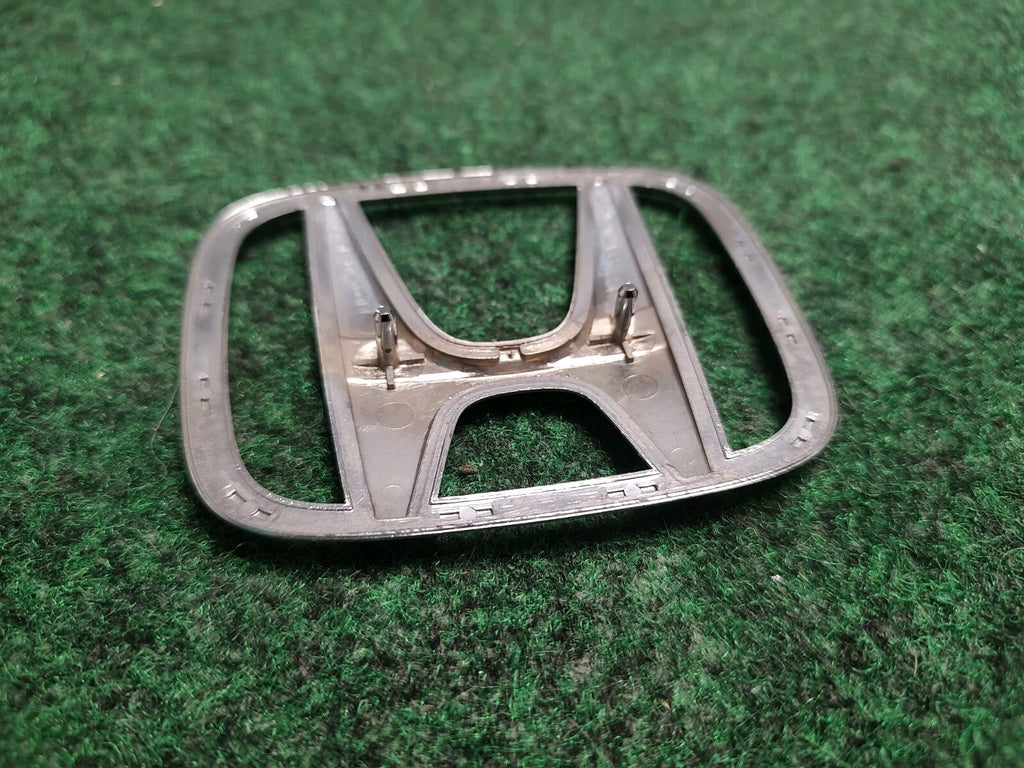 03-05 HONDA ACCORD SEDAN 75701-SDA-  REAR TRUNK LID BADGE LOGO CHROME EMBLEM 2S4