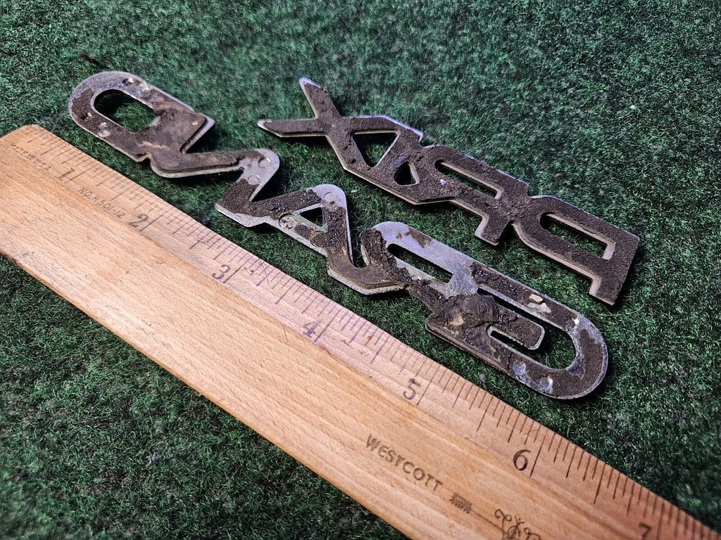 1997 1998 1999 2003 Pontiac Grand Prix Door Name Plate NAMEPLATE OEM 5M1