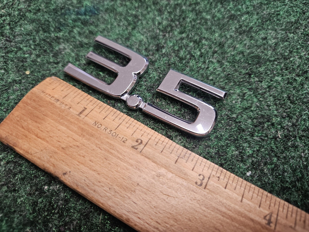 NISSAN 3.5 REAR EMBLEM LOGO Name Plate BADGE SIGN SYMBOL OEM 5M7