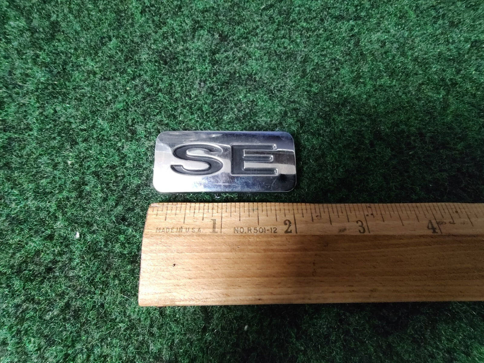 Ford SE Chrome & Black Plastic 2" Emblem Badge Logo Nameplate Name Plate OEM 6S6