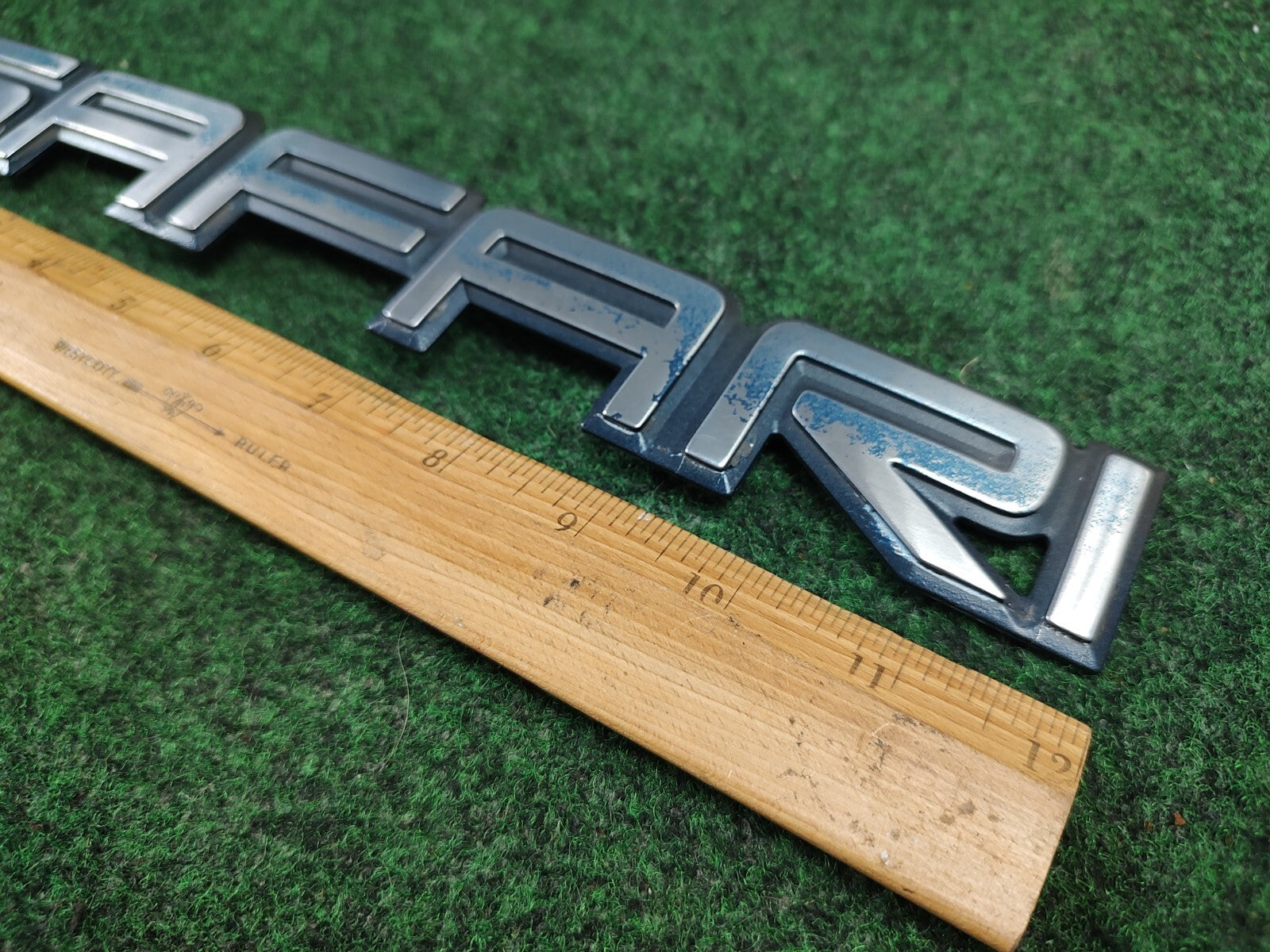 1995-2005 GMC SAFARI EMBLEM 12" LETTERS LOGO SYMBOL BADGE REAR DOOR SILVER 8L2