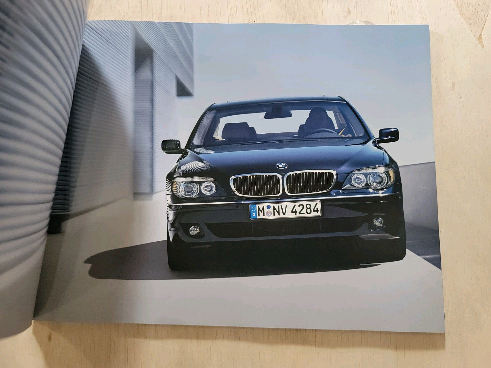 2006 BMW Sales Brochure Product Catalog 7 Series 5 Series 3 Series Z4 X5 X3 B12