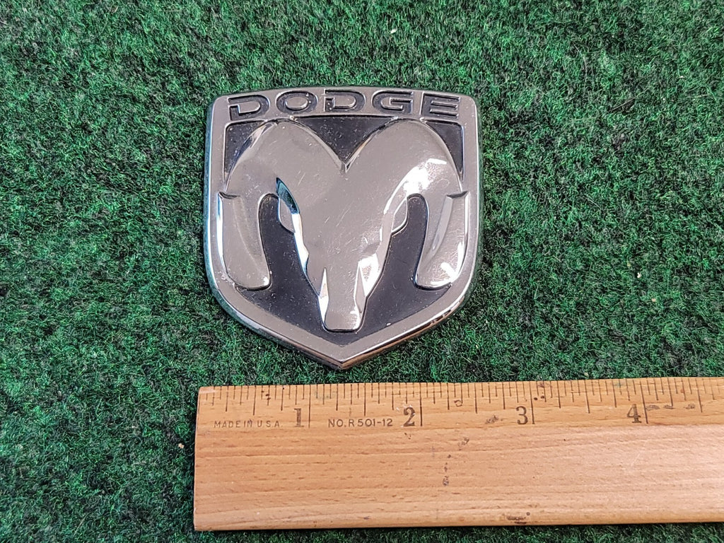 2007 2008 2009 DODGE AVENGER EMBLEM REAR TRUNK LOGO HEAD Badge 05155656AA 7L1