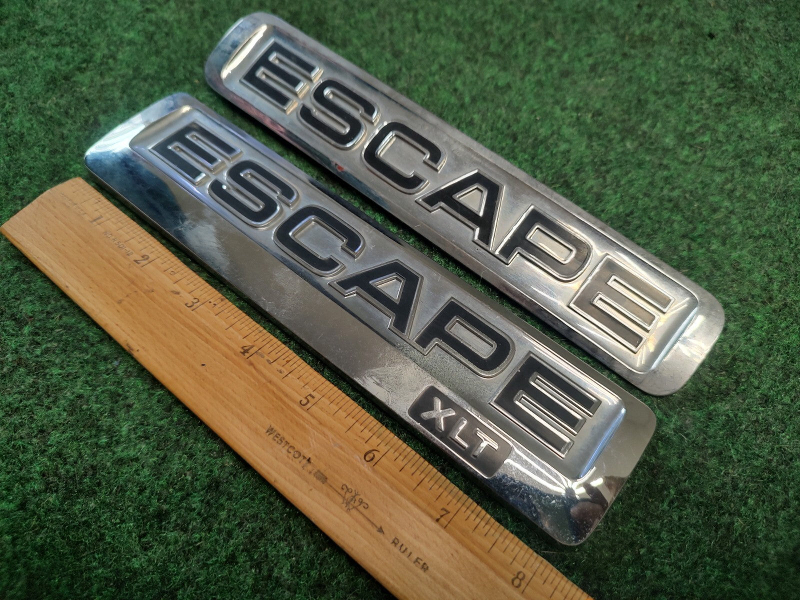 (2) 2008 09 10 11 12 FORD ESCAPE XLT REAR GATE CHROME EMBLEM LOGO BADGE OEM 1S7
