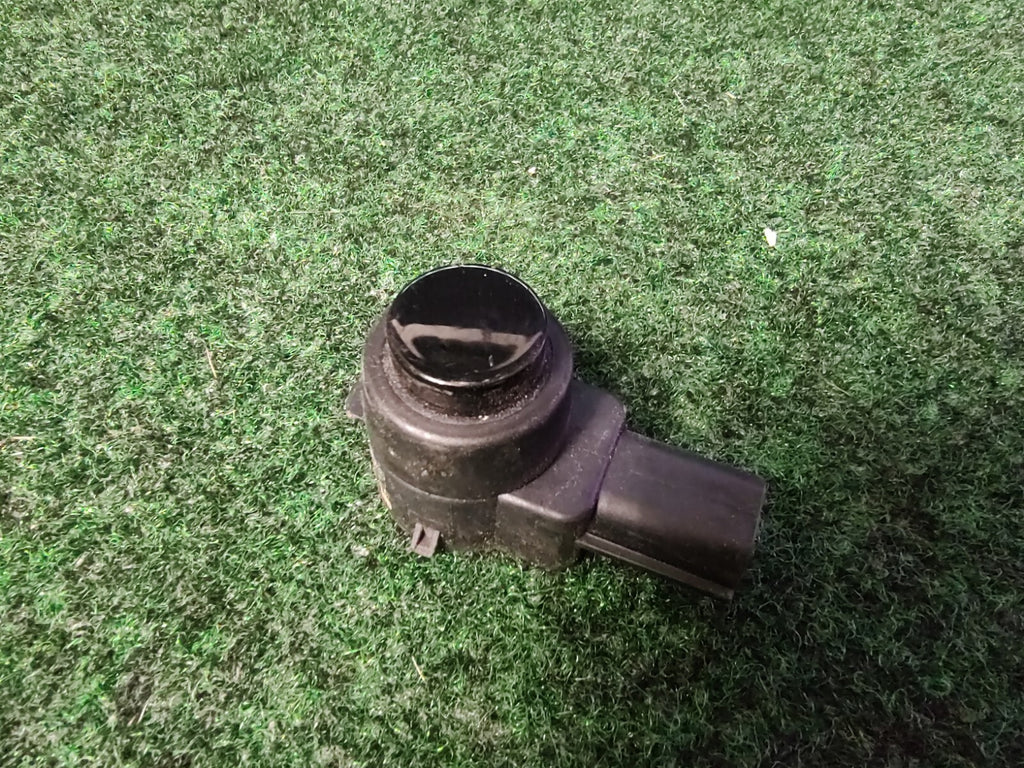 2013-2017 Chevrolet Traverse Enclave Rear Bumper Parking Distance Sensor OEM 4L1