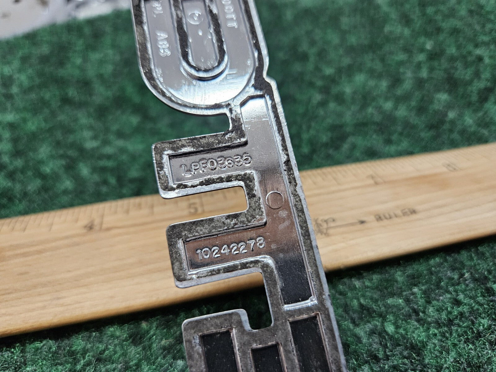 1997-2004 Oldsmobile Silhouette Chrome Rear Trunk Emblem Badge Logo 10242278 GL3