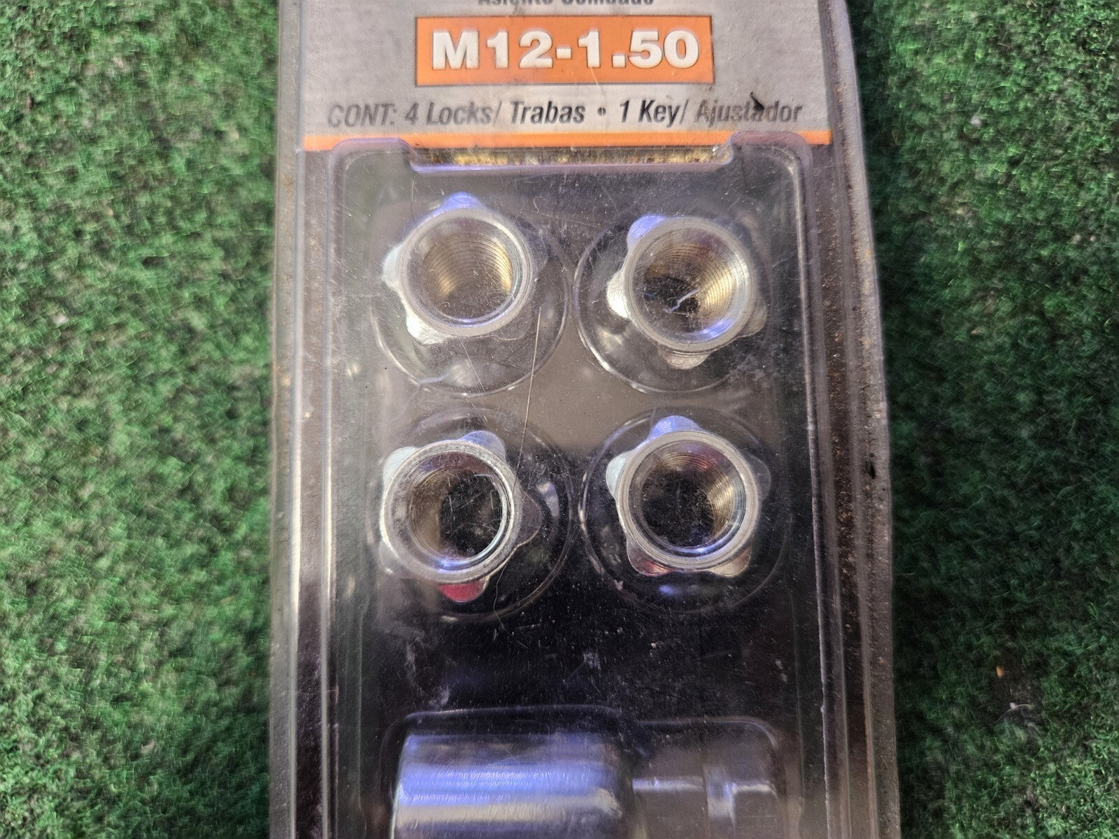 Dorman    711 326    Wheel Nut Lock Chrome Bulge Lock Set M12 4M6