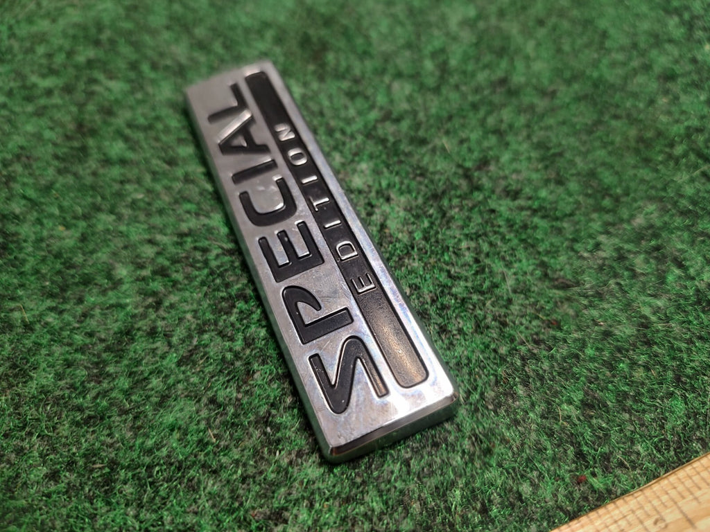 05 2006 2017 2018 Nissan Altima Special Edition Nameplate Emblem 84896-ZG100 1S1
