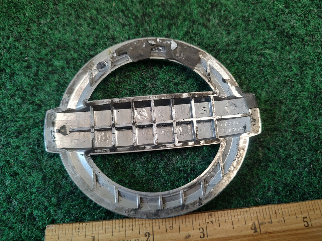 07-12 Nissan Versa Emblem Logo Letters Badge Trunk Gate Rear OEM 90890-EM30A 3S9