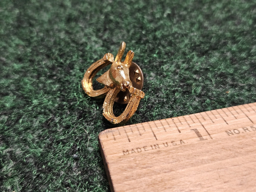 Vtg 1960's Golf Oil Promo Democratic Gold Tone Pin Small Donkey Horseshoes