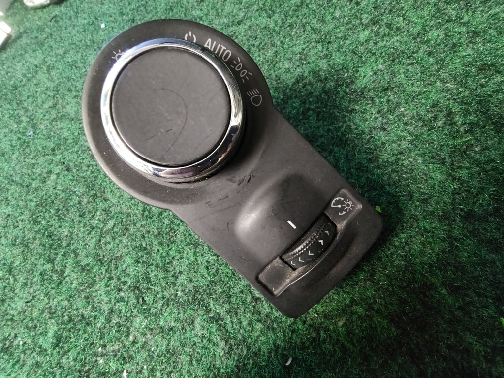 2011-2016 Chevrolet Cruze 13-15 Malibu Headlight Dimmer Control Switch 1S4