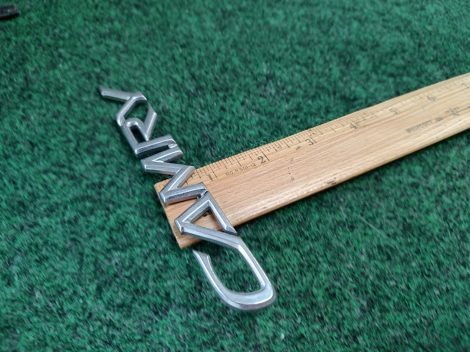 2002-2006 TOYOTA  CAMRY REAR TRUNK EMBLEM BADGE 75442-AA020 4S1