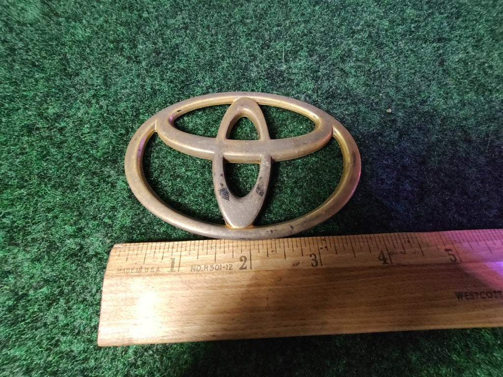 Toyota 1997-2001 Camry Gold Rear Trunk Emblem Badge Logo Name 75441-AA040 2M4